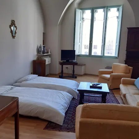 Vannucci 10 Apartamento *